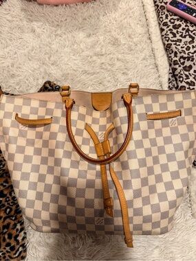 AUTHENTIC LOUIS VUITTON Girolata Tote Bag with Tan Trim